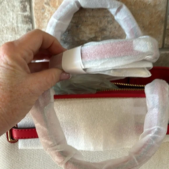 NWT Michael Kors Straw and Red Reed - Picture 8 of 8